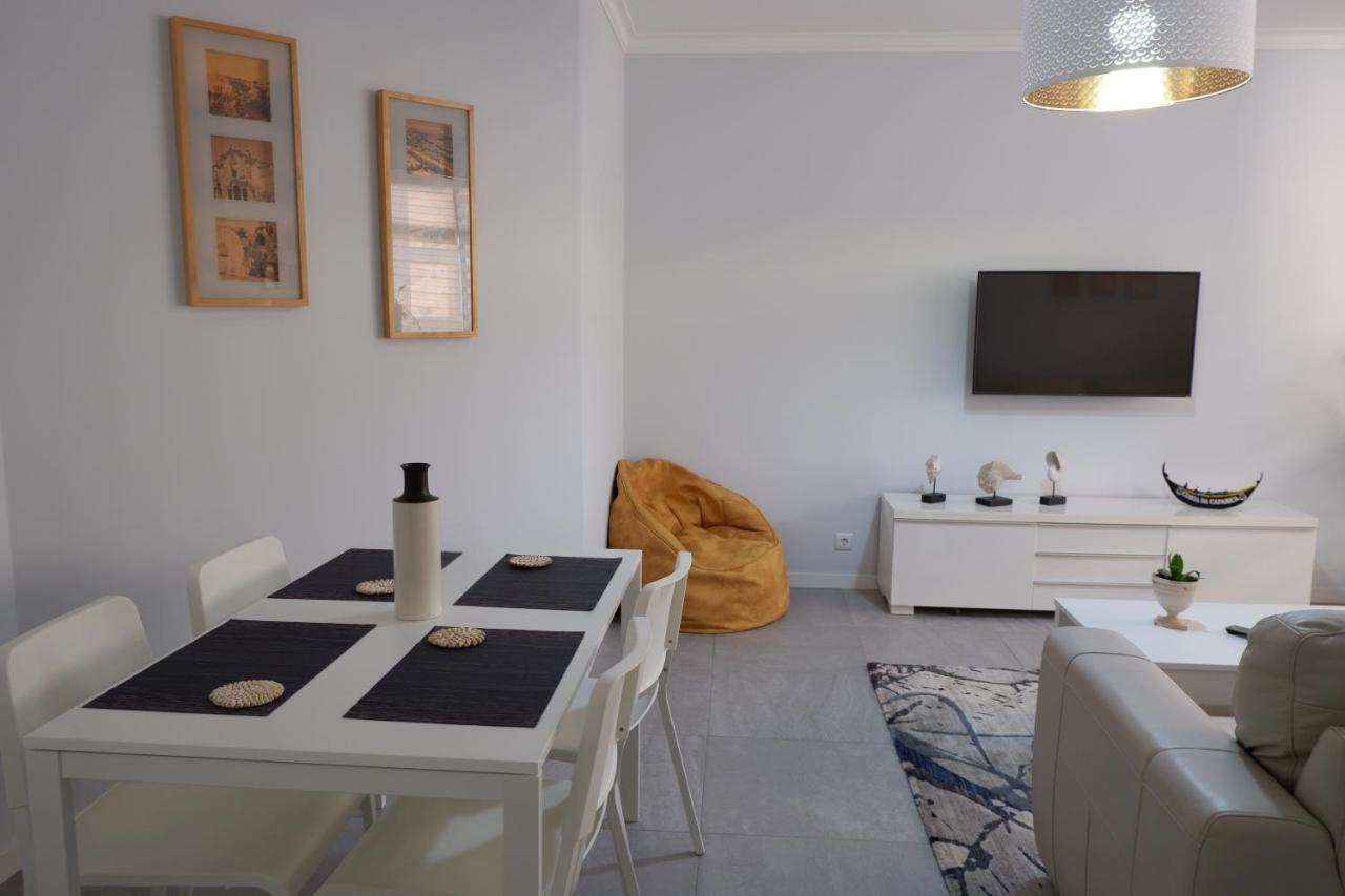 Apartamento Baleia Apartment Коста да Капарика Екстериор снимка